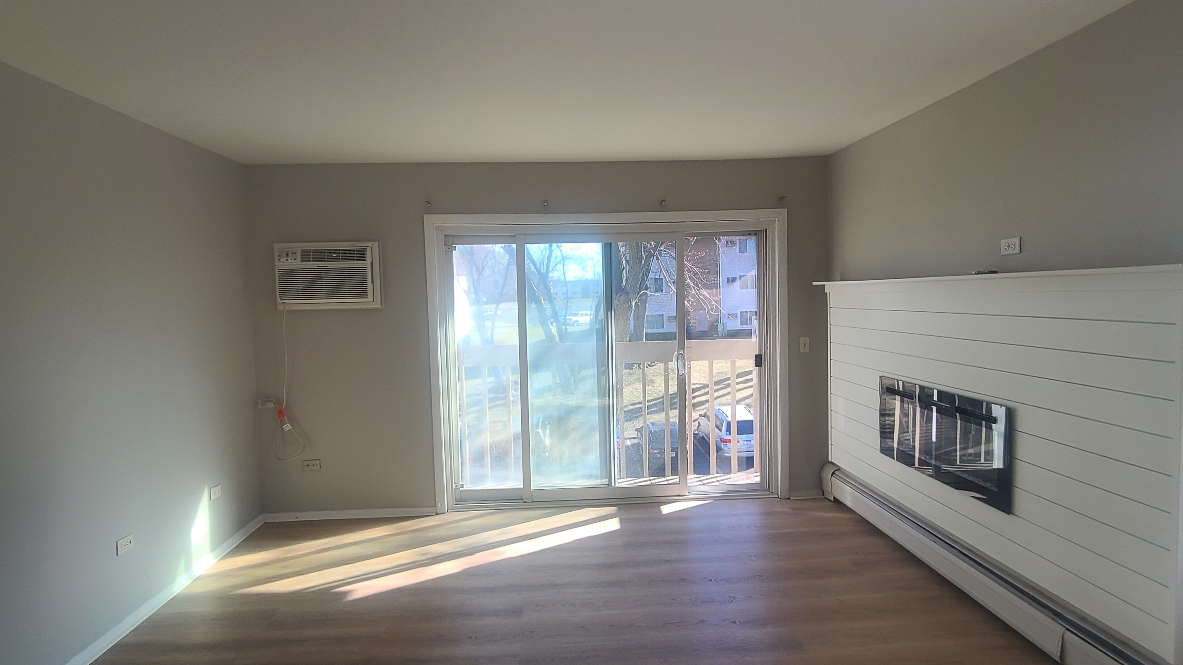 Move out cleaning and packing services in Chicago suburbs